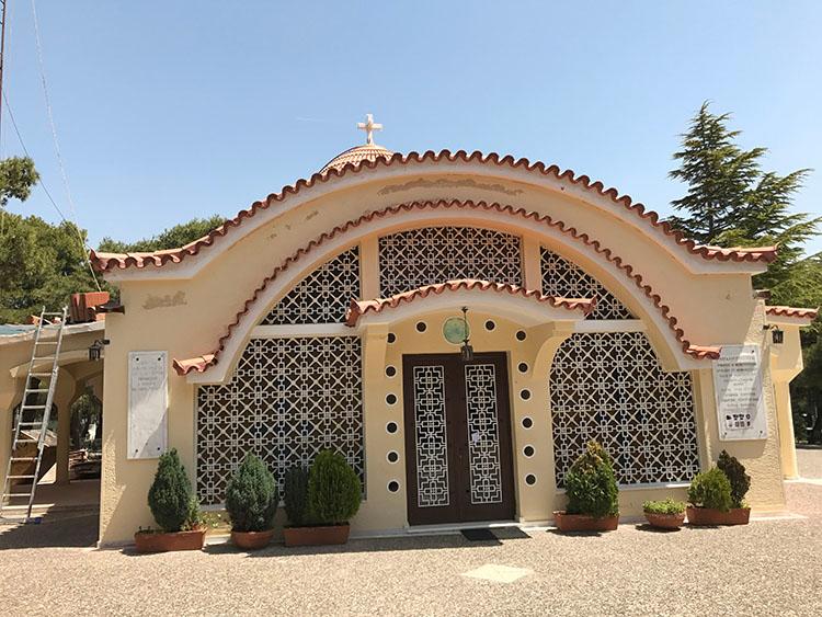 Μπροστινή όψη τρούλου εκκλησίας