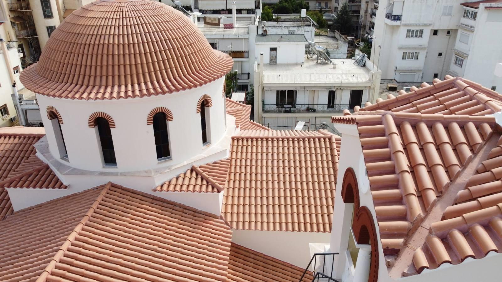 Κατασκεύη στέγης εκκλησίας στην Αθήνα