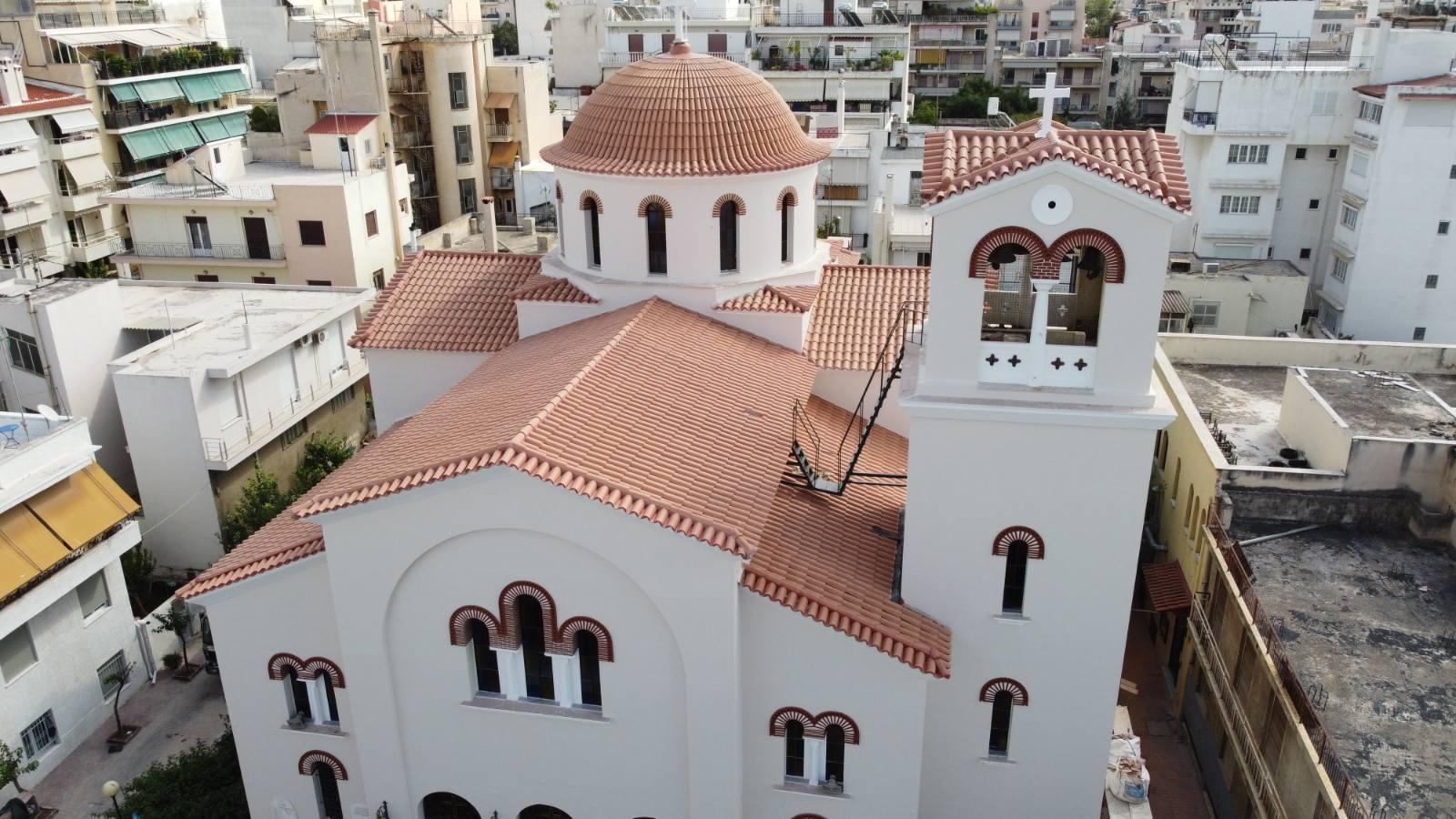Κατασκεύη στέγης εκκλησίας στην Αθήνα